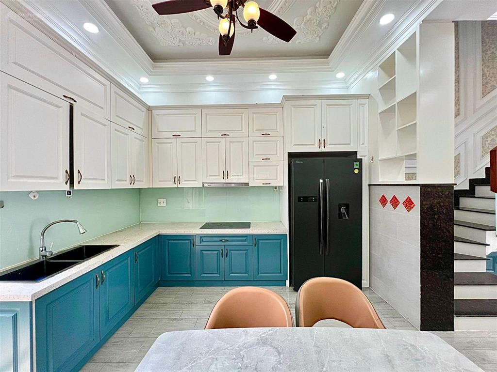 Duy nhất 1 căn nhà đẹp khu sài gòn mới trục đường huỳnh tấn phát đường 10m quá đẹp  có video