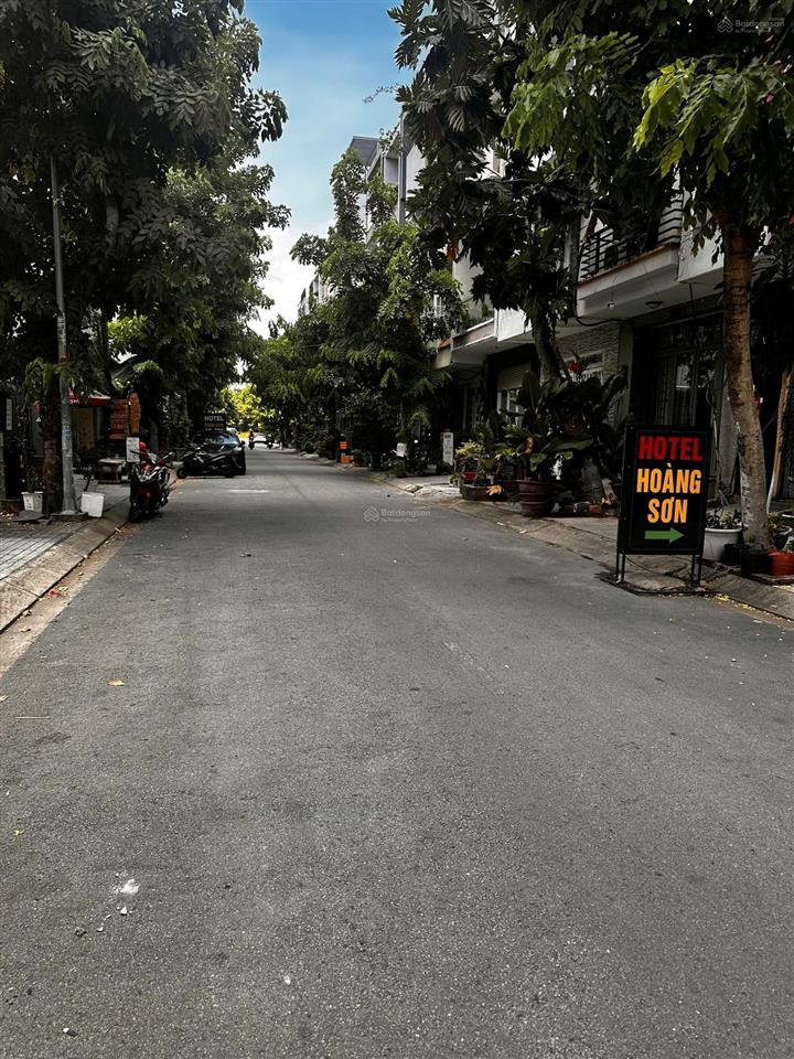 Bán đất công ích quận 4 7 x 19m = 133m² giá 15 tỷ.  0917 174 *** nhi