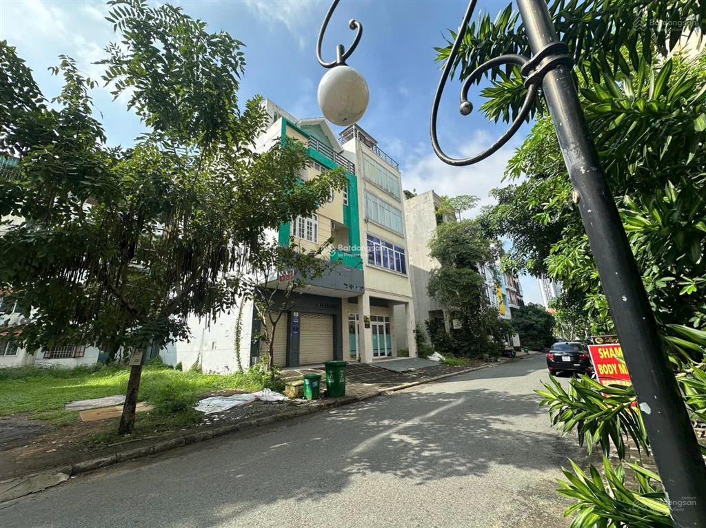 Bán cặp đất khu mỹ toàn 2, phú mỹ hưng, quận 7 cũ,dt 222m2,giá 59 tỷ.  0918 811 *** tuấn anh