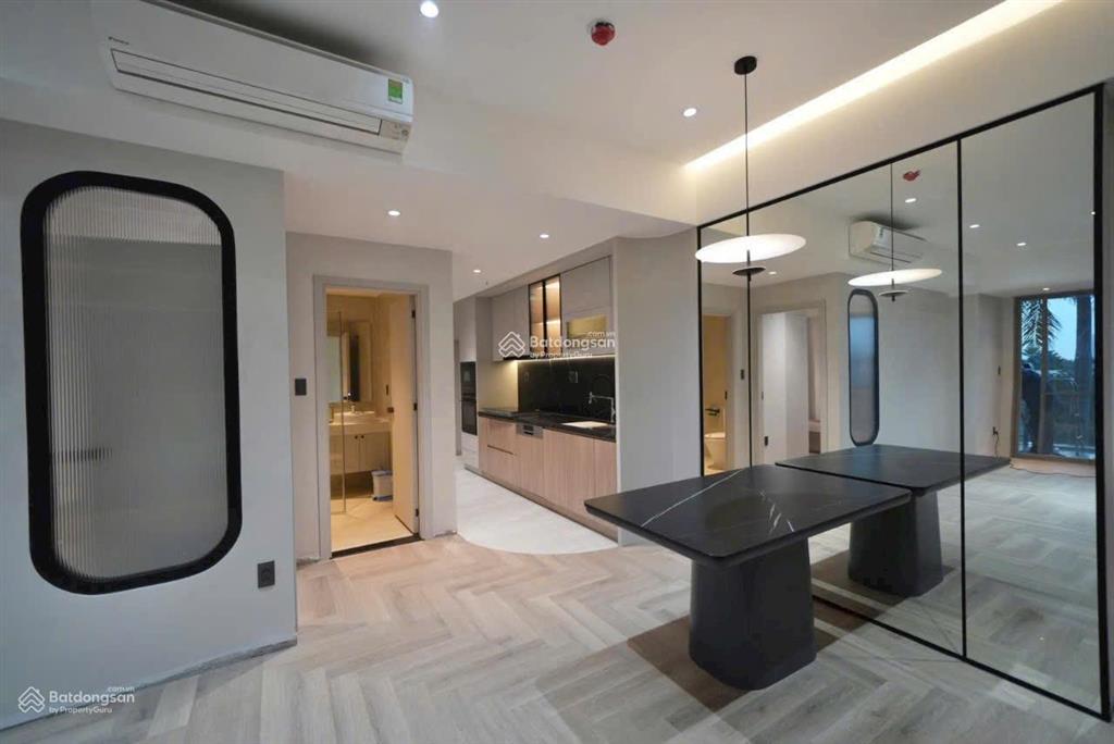 Bán căn hộ chung cư 2pn, 1wc 7.4 tỷ tại hưng phúc 1, view biet thự, có ô xe định danh