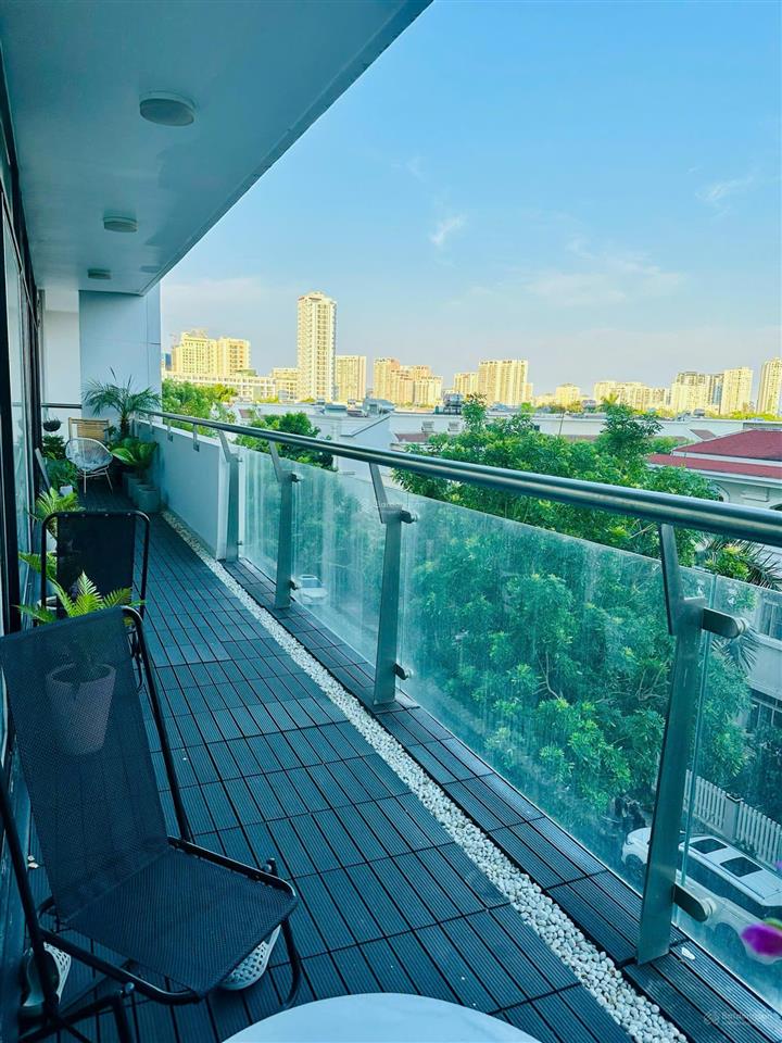 Chính chủ gửi bán căn hộ garden court 2 phú mỹ hưng sổ hồng sẵn giá 14 tỷ