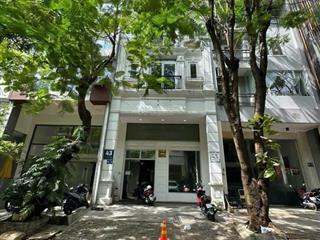 Bán nhà phố thương mại hưng gia pmh ngay sát trục bùi bằng đoàn giá đầu tư 26 tỷ