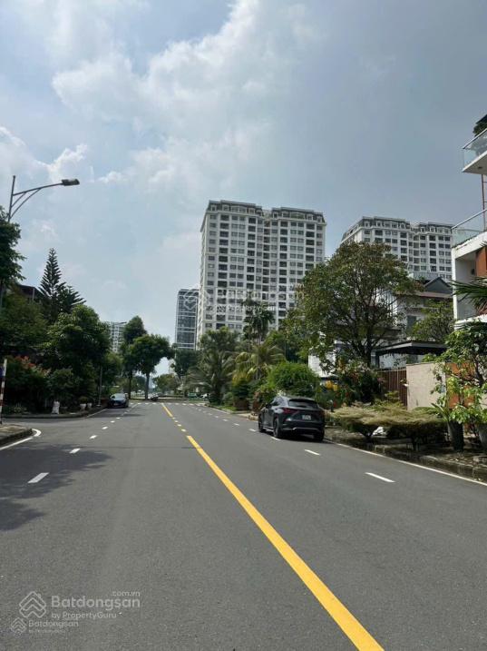 Bán cặp nhà liền nhau mt phan khiêm ích phú mỹ hưng 12x18m (giá 76 tỷ)