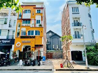 Đất nền mặt tiền đường đôi hà huy tập phú mỹ hưng  giá 64 tỷ thương lượng