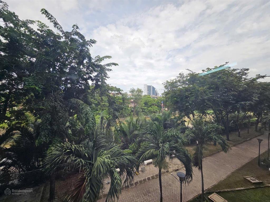 Bán ch ehome 5  the bridgeview, 4,3 tỷ, 82m2, view đẹp, trần trọng cung, tân thuận, hcm