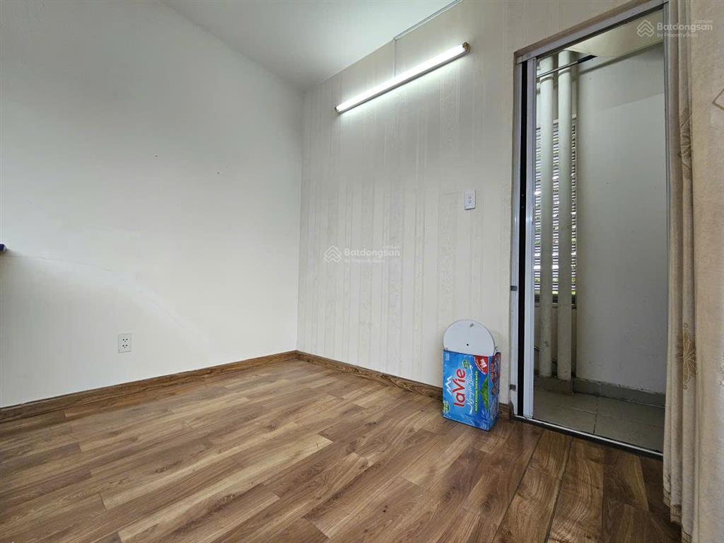 Bán rẻ căn hộ ehome 5 trần trọng cung, giá chỉ 4,3 tỷ.