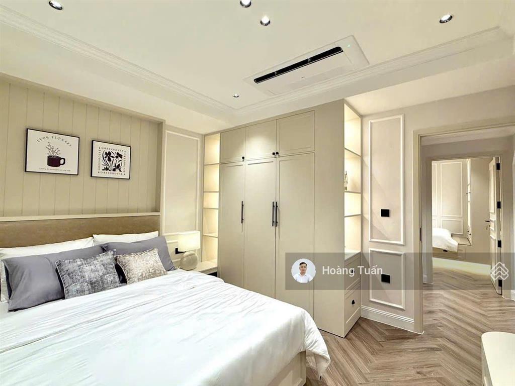 Cần bán căn hộ mỹ khánh 4 giá rẻ, dt 118m2 3pn giá 9,3 tỷ  0912 976 ***