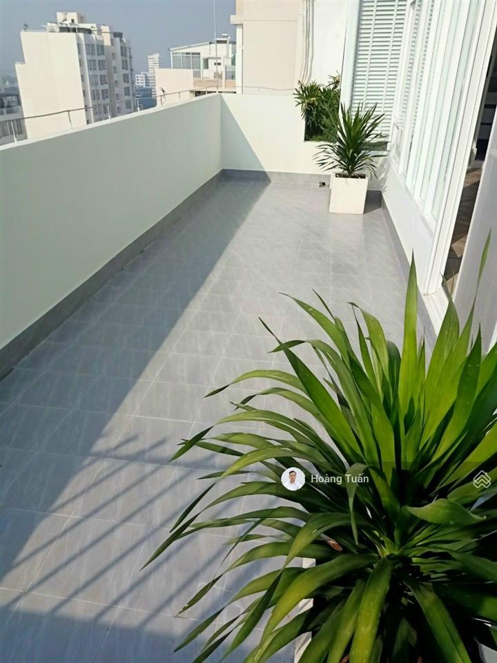 Bán gấp căn penthouse sky garden 3. dt 272m2 lầu 15 giá 9.750 tỷ  0912 976 ***