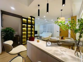 Bán scenic valley dt 155m2 4pn 3wc full nội thất cao cấp như hình giá 10,5 tỷ.  0912 976 ***