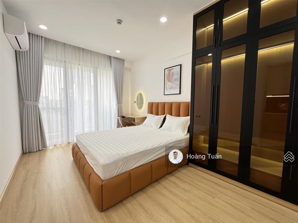 Bán scenic valley dt 155m2 4pn 3wc full nội thất cao cấp như hình giá 9,5 tỷ.  0912 976 ***