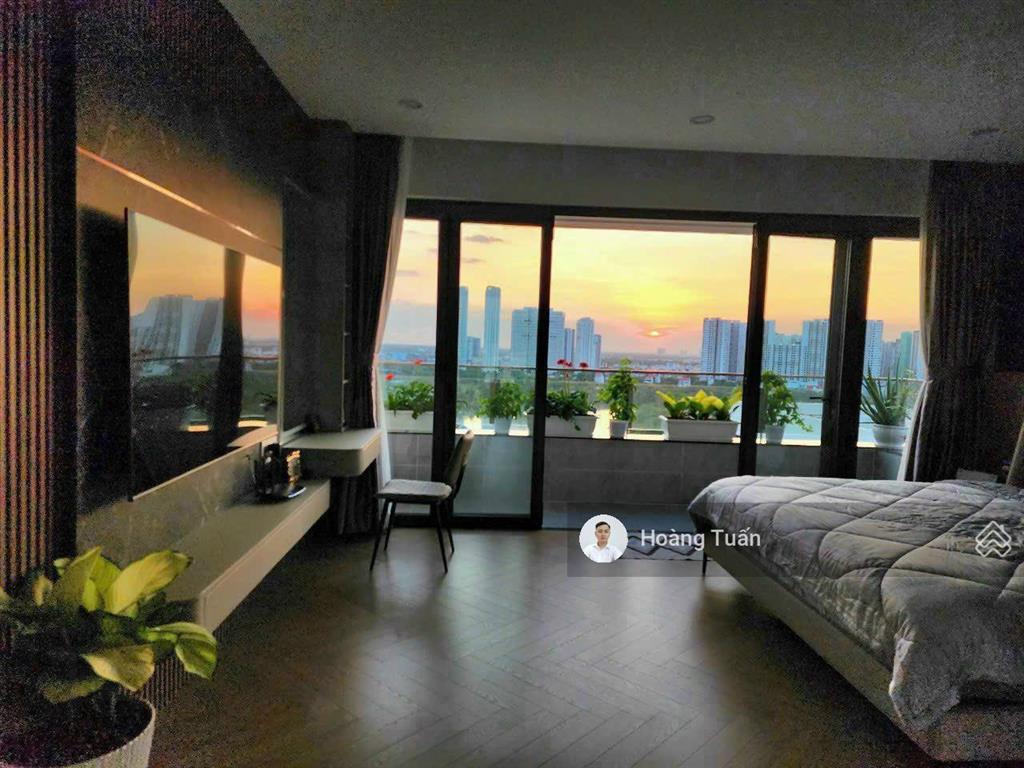 Xuất cảnh cần bán ch riverpark premier, dt 136m2 3pn, giá 14.5 tỷ.  0912 976 ***