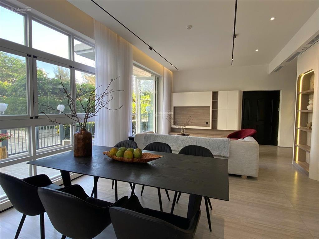 Cần bán duplex happy valley giá rẻ dt 204m2 4pn full nội thất giá 18,5 tỷ  0912 976 ***