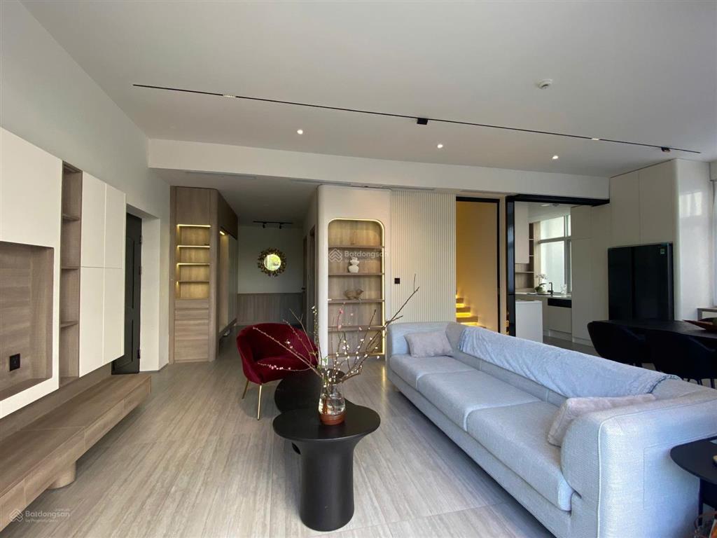 Cần bán duplex happy valley giá rẻ dt 204m2 4pn full nội thất giá 18,5 tỷ  0912 976 ***