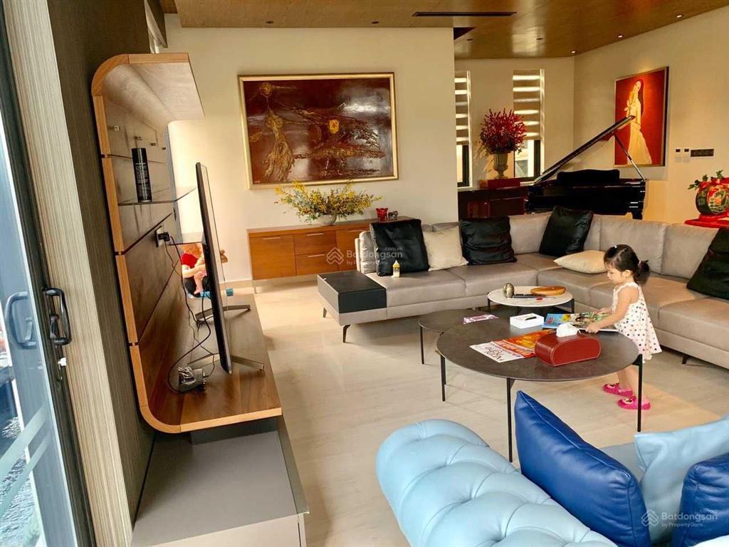Bán biệt thự vinhomes ba son căn góc dt đất 437,5 m2 view trực diện sông sài gòn quận 1