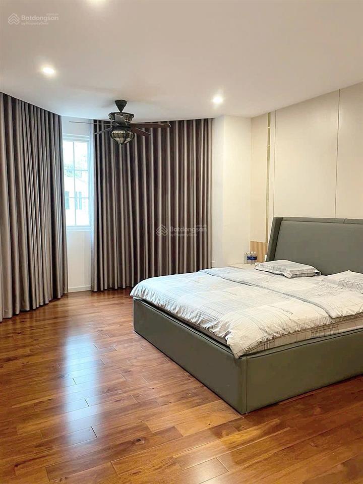 Bán biệt thự liền kề sài gòn pearl dt đất 7*21m, dtsd 442,6 m2 view sông. bán giá thiện chí