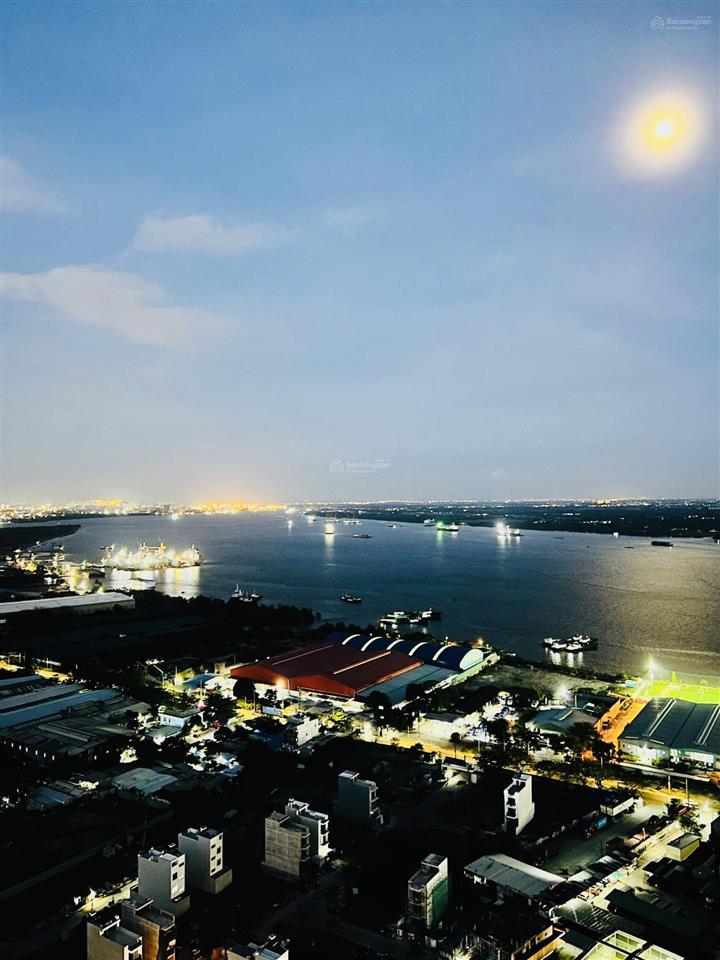 Bán căn hộ an skyline tầng cao giá 6.5 tỷ, đầy đủ nội thất, sổ hồng sẵn,  0935 204 ***