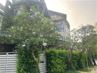 Biệt thự bán kdc đại phúc  green villa. diện tích 220m2, hầm, trệt, 2 lầu, giá 39 tỷ. view đẹp