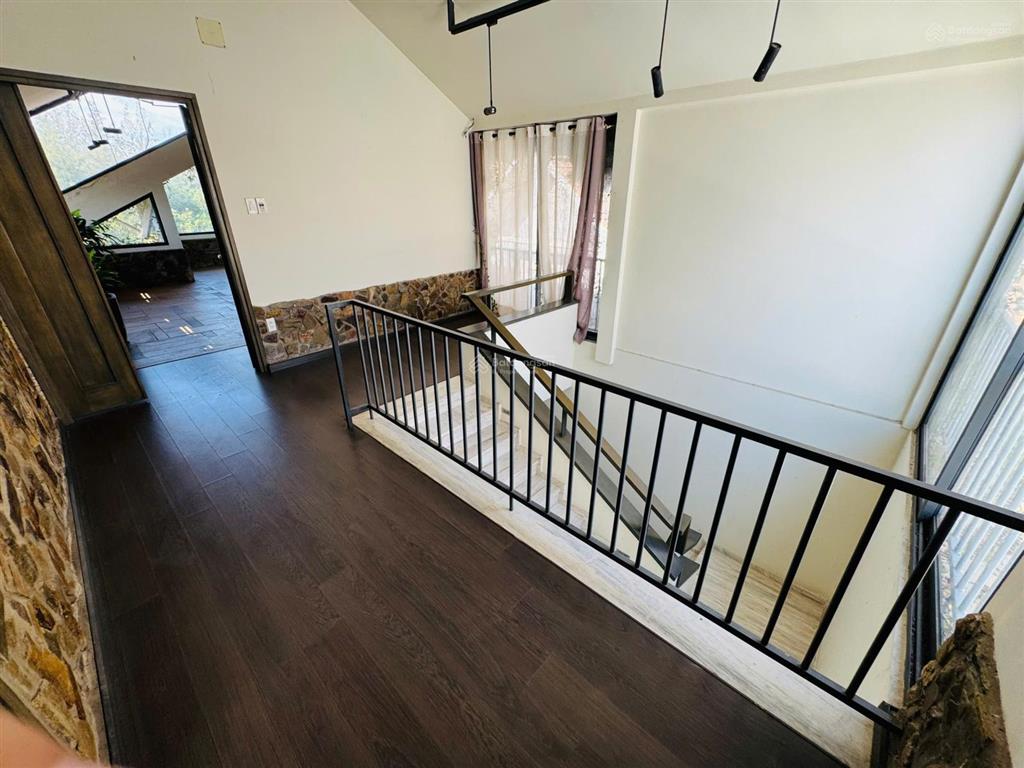 Biệt thự bán kdc đại phúc  green villa. diện tích 220m2, hầm, trệt, 2 lầu, giá 39 tỷ. view đẹp