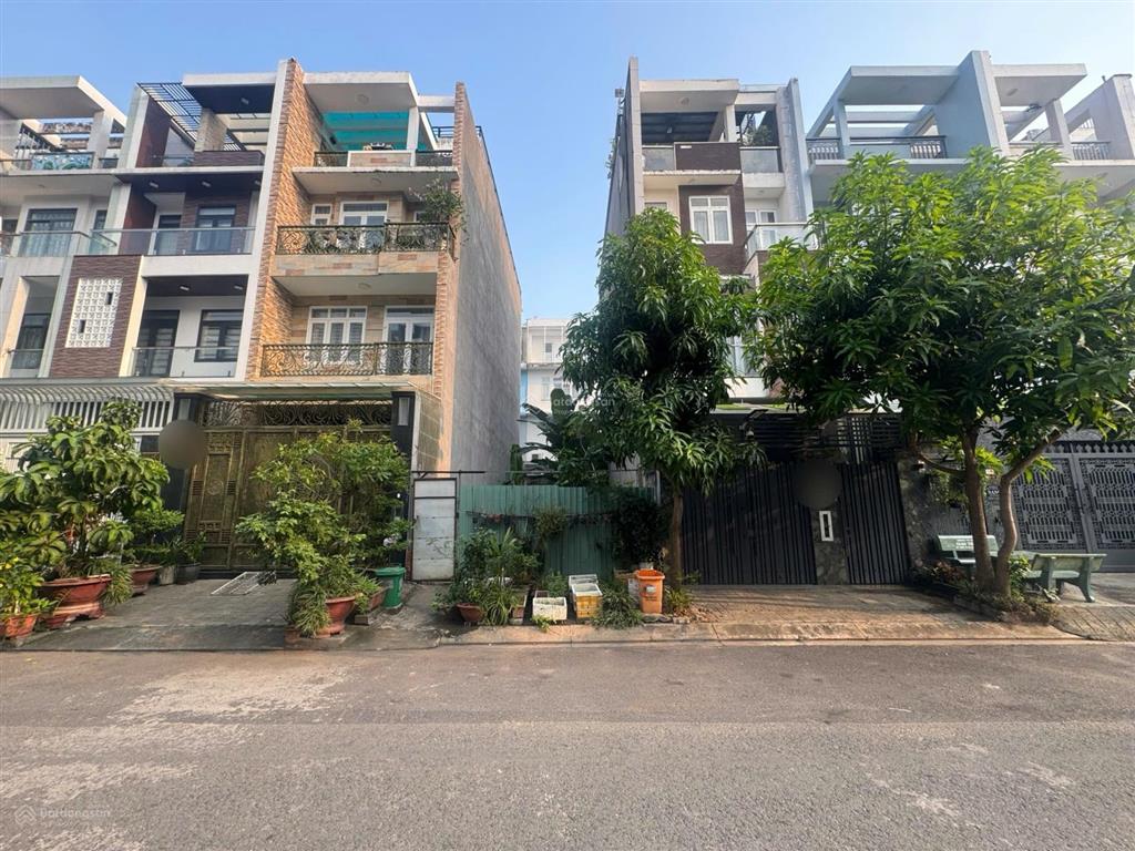 Đất bán khu dân cư đại phúcphạm hùng nối dài, bình hưng, bình chánh, diện tích 5x20, giá 10 tỷ.
