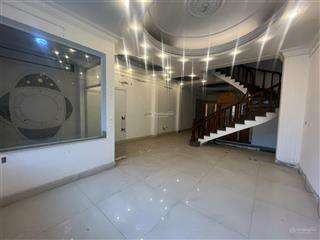 Nhà cho thuê khu dân cư him lam, quận 7, diện tích 5x16.5m, trệt, 2 lầu, sân thượng, giá 31 triệu