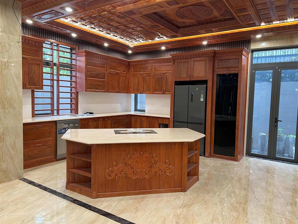 Biệt thự đại phúc green villas, bình hưng, tp. hcm. diện tích 15x22(330m2) hầm, trệt, 3 lầu,39,9 tỷ