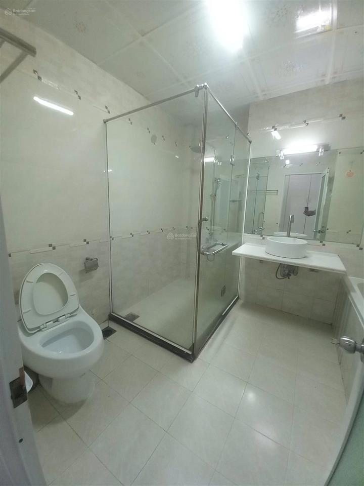 Nhà bán khu trung sơn, 5x20m, trệt,2 lầu sân thượng, 7 phòng lớn nhỏ, 5wc giá chốt 16,2 tỷ