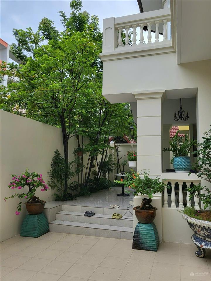 Bán biệt thự tại khu dân cư trung sơn, 50 tỷ, 240m2, chính chủ giá tốt nhà siêu vip.