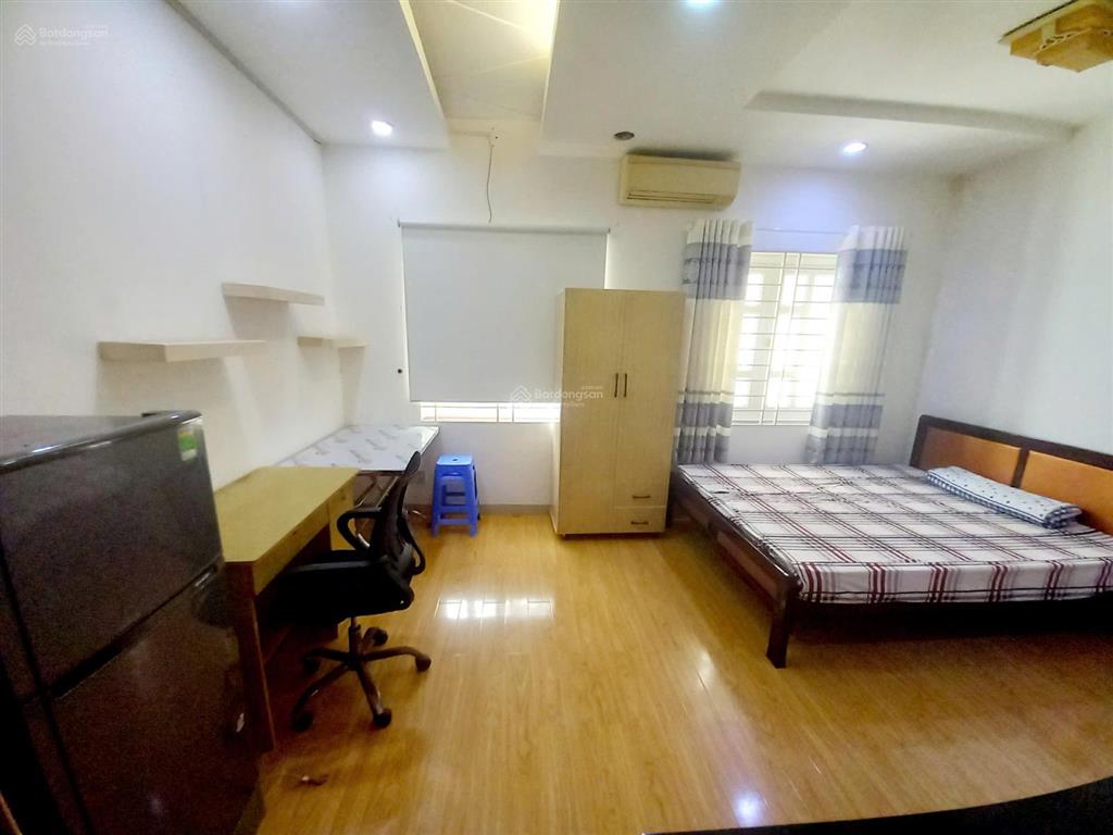 Căn hộ dịch vụ cho thuê khu trung sơn, diện tích 35m2, full nội thất, có bếp nấu ăn giá 5,5 triệu.