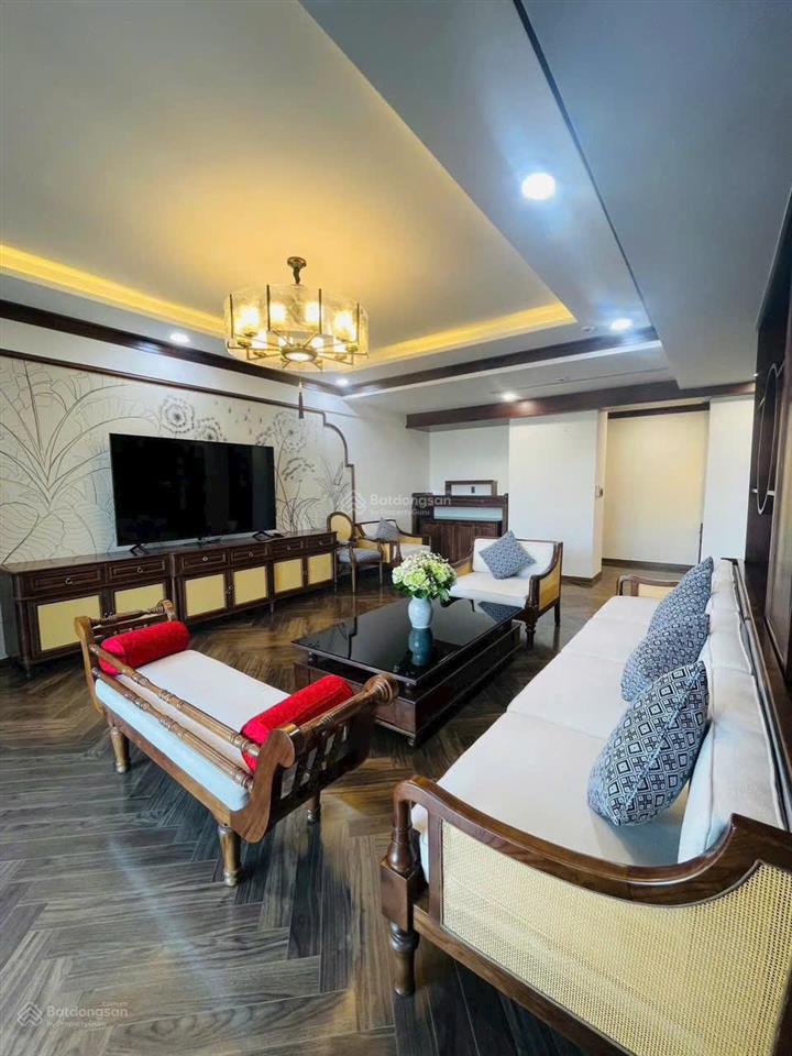 Hotcần bán căn hộ cao cấp tại riverside residences, phú mỹ hưng. dt ~179m. giá tốt 19 tỷ. nhà đẹp