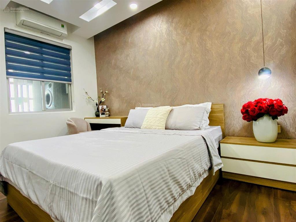 Hot  bán căn hộ mỹ khánh 2 phú mỹ hưng. dt 118m2. giá tốt thị trường 9.3 tỷ