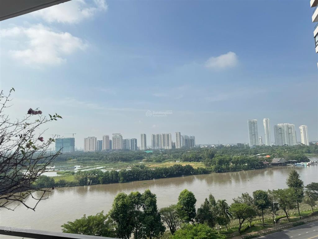 Bán căn hộ cao cấp the panorama phú mỹ hưng. dt 143m2. giá tốt 18.7 tỷ.  0918 998 ***