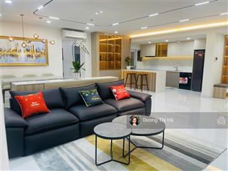 Bán căn hộ happy valley 135m2, 3pn hướng nam view hồ bán nguyệt. giá 11 tỷ.  0909 740 *** ms hà