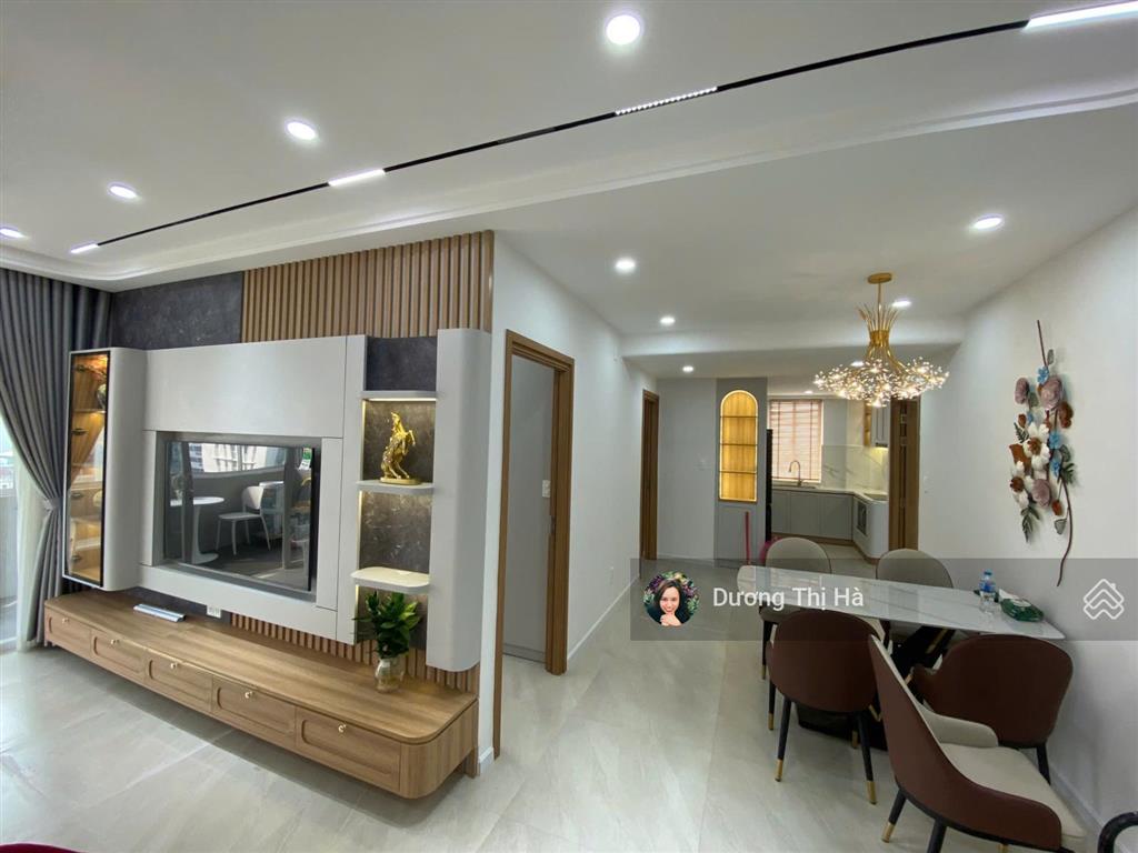 Bán căn hộ scenic valley 1,71m²,view đông nam giá tốt 6,9 tỷ,  0909 740 *** em hà