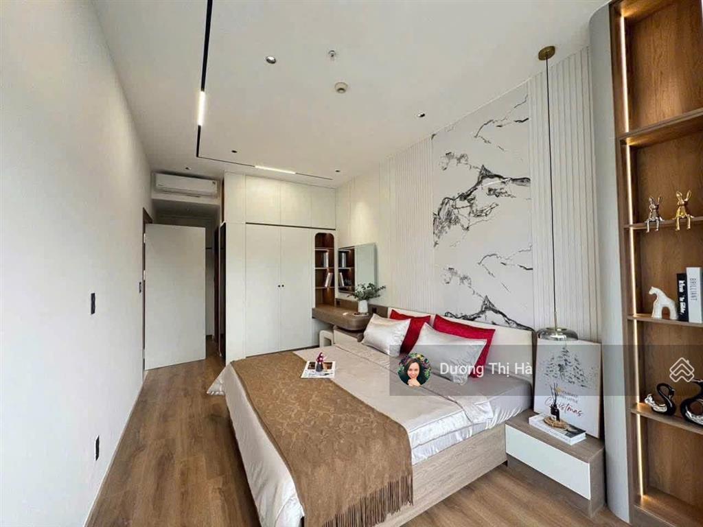 Bán căn hộ scenic valley 1, 130m2 trần cao 4m nội thất cao cấp. mới 100%.  0909 740 *** ms hà
