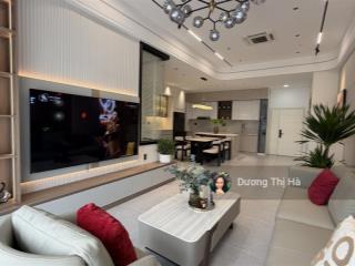 Bán căn hộ scenic valley 1 ,130m2 trần cao 4m nội thất cao cấp .mới 100% . 0909 740 *** ms hà