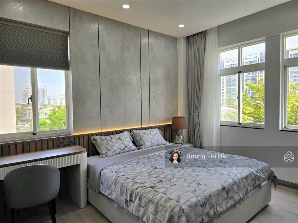 Bán căn hộ scenic valley 1, 110m², view đông nam giá tốt 8,2 tỷ,  0909 740 *** em hà