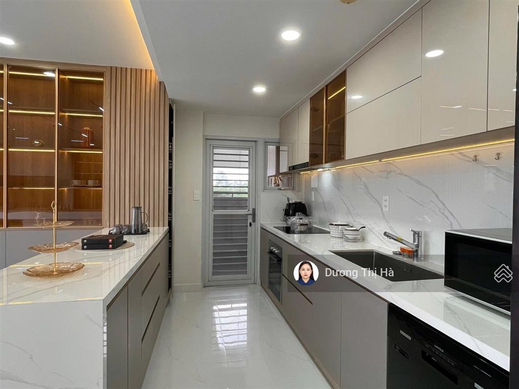 Cắt lỗ bán căn hộ happy valley, quận 7 115m2, view hướng nam ô xe hầm.  0909 740 *** ms hà