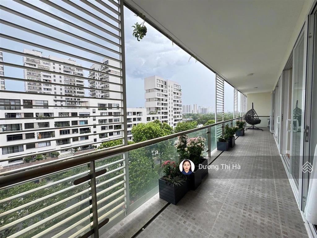 Bán căn hộ chung cư garden plaza 1, quận 7 150m2, 3pn. giá 13,8 tỷ.  0909 740 *** ms hà