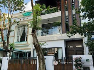 Chuyên bán biệt thự hưng thái phú mỹ hưng, dt 7x18m, 9x18m shr, giá chỉ 29 tỷ/căn.  0901 294 ***