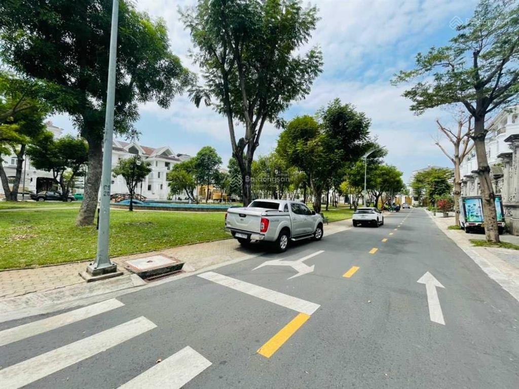 Bán 06 căn biệt thự kdc cityland riverside q7. diện tích 6x20m, 10x22m, 10x25m, 5 tầng, giá 29 tỷ