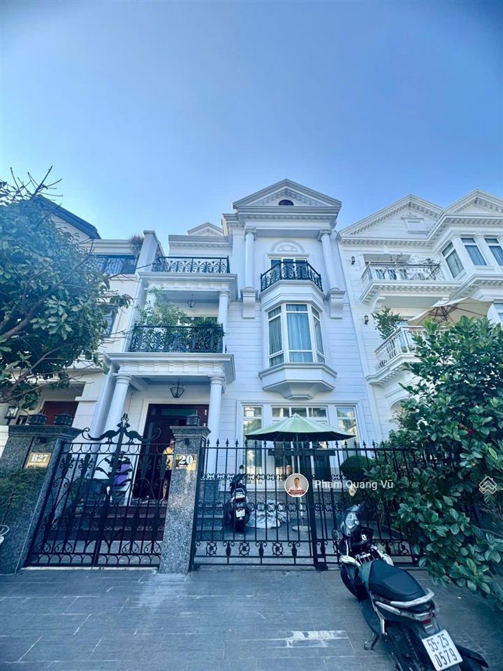 Chuyên bán biệt thự nam đô pmh còn 3 căn giá tốt, dt 8x18m, hầm 4 tầng sổ hồng, giá 48 tỷ