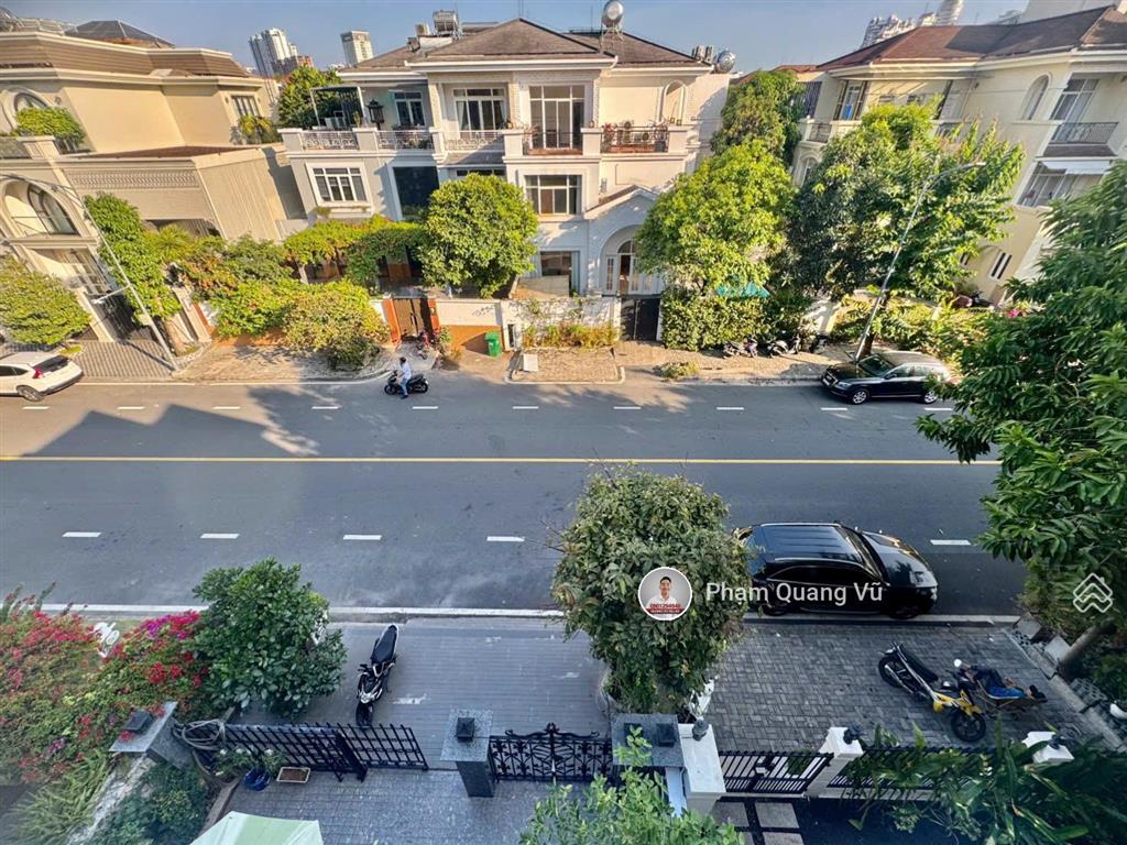 Chuyên bán biệt thự nam đô pmh còn 3 căn giá tốt, dt 8x18m, hầm 4 tầng sổ hồng, giá 48 tỷ