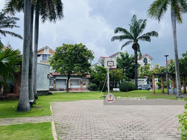 Biệt thự đơn lập view sông nam phú villas trần trọng cung q7, shr, dt 288m2 giá bán cực rẻ 31 tỷ