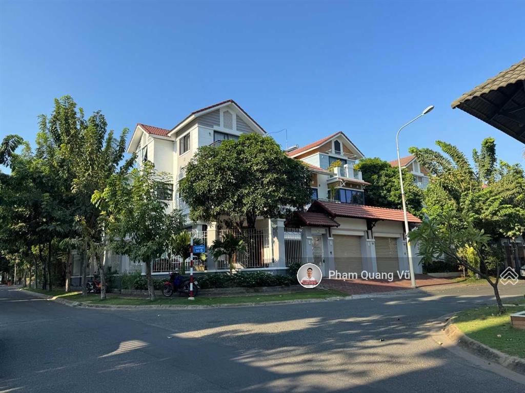 Bán biệt thự nam phú villas trần trọng cung quận 7, dt 12x24m (288m2), shr, giá 30 tỷ