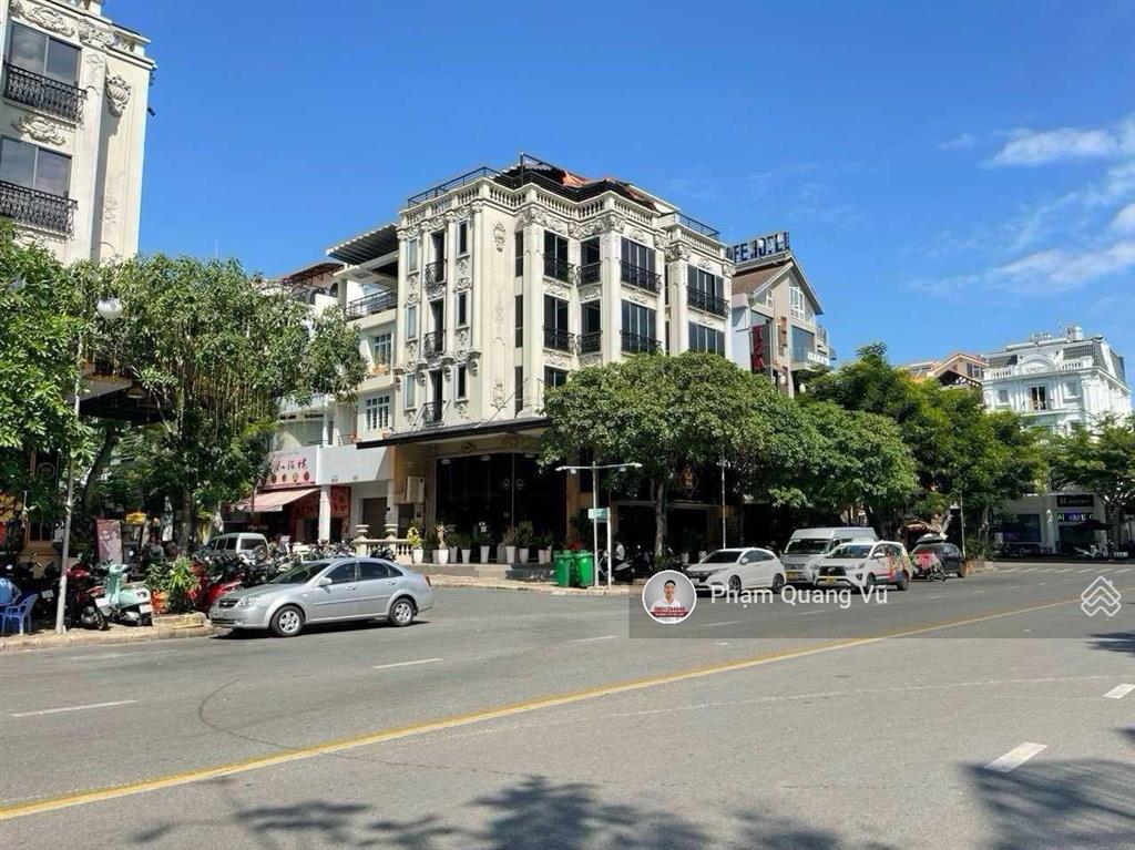 Kẹt bank bán gấp nhà phố mt khu hưng gia, hưng phước phú mỹ hưng  dt 6x18,5m shr, giá tốt 26 tỷ