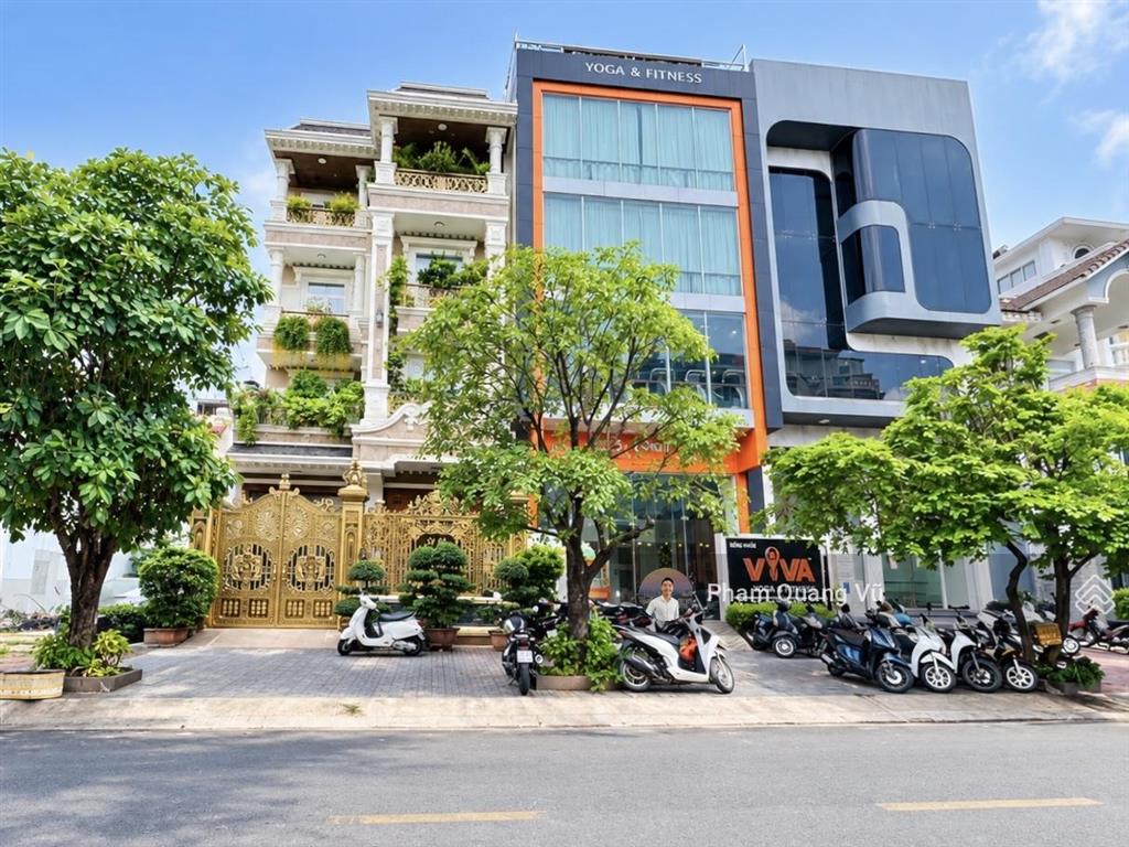 Xuất ngoại bán rẻ biệt thự nam long trần trọng cung q7 dt 8x24m, xd hầm 4 tầng, giá bán 22 tỷ