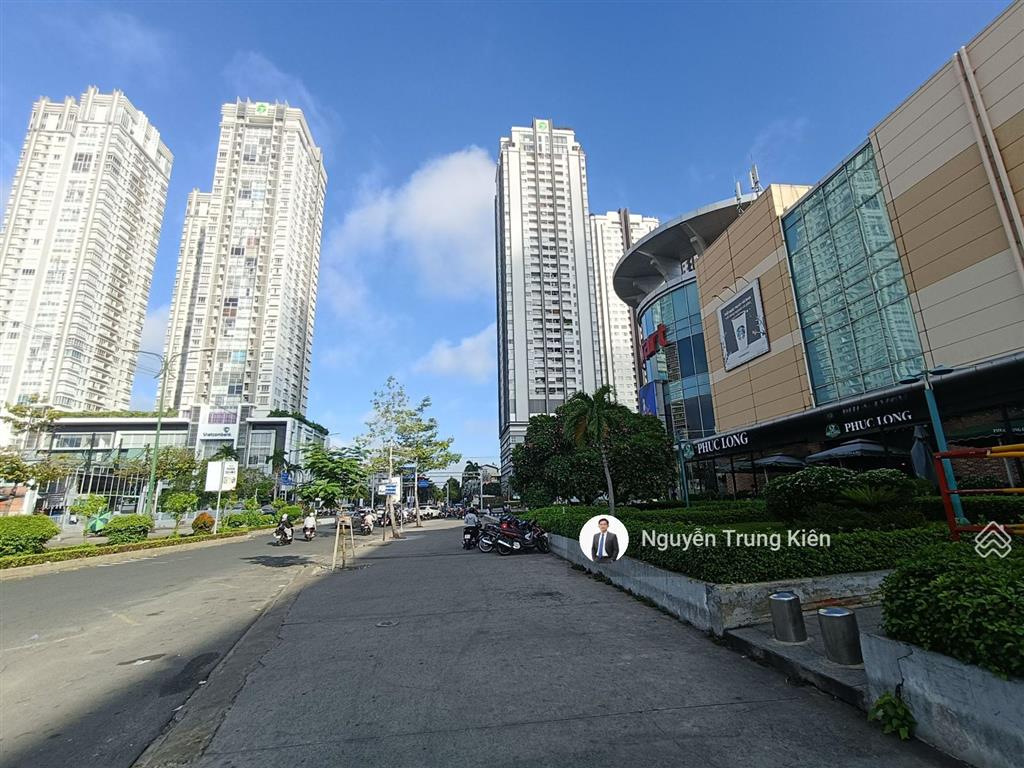 Nhỉnh 5 tỷ, nhà 66 m2, 3 phòng ngủ, có phòng ngủ trệt  liền kề him lam, p. tân hưng
