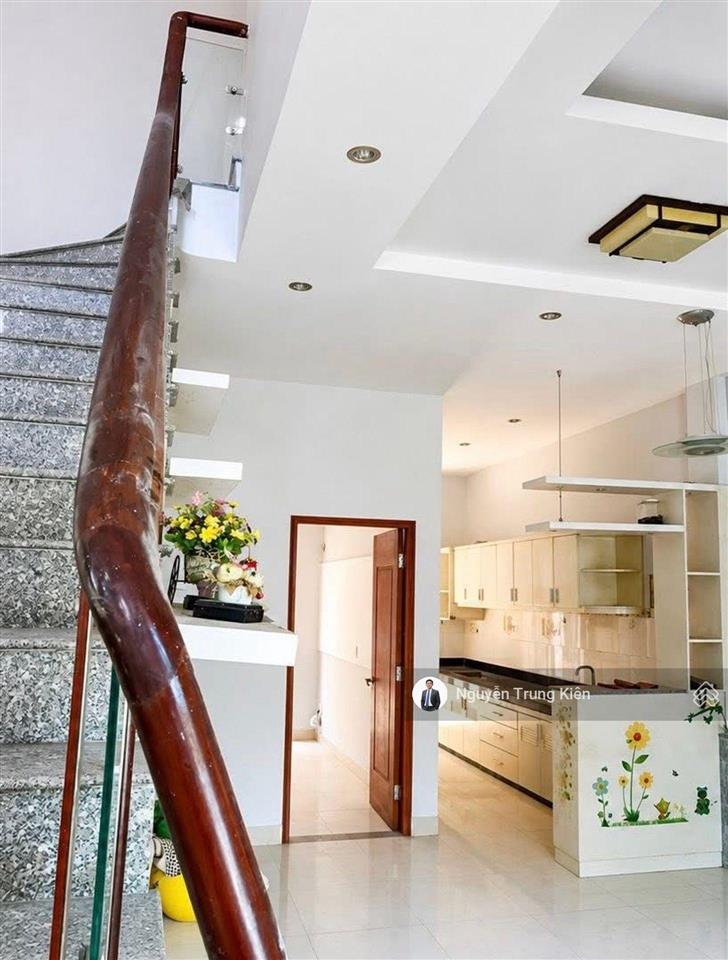Bán nhà mt đường số phạm hữu lầu  5x18m  gần ga metro phú mỹ hưng