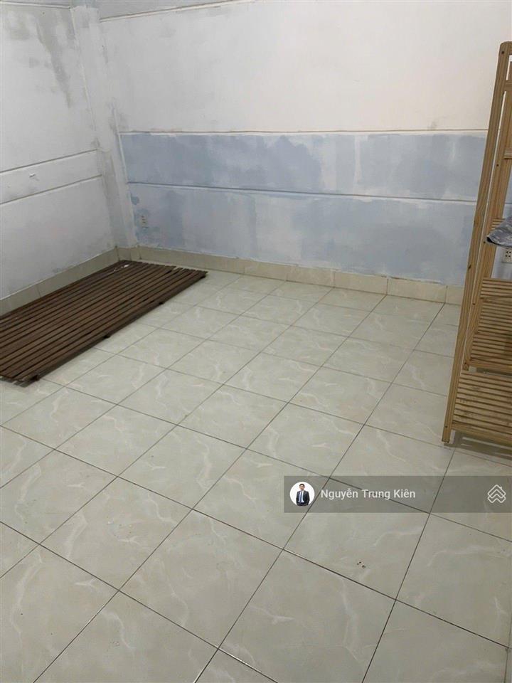 Nhỉnh 5 tỷ, nhà 4 tầng, 7 phòng cho thuê 14tr/th, sát vách him lam kênh tẻ, hiếm trong tầm giá