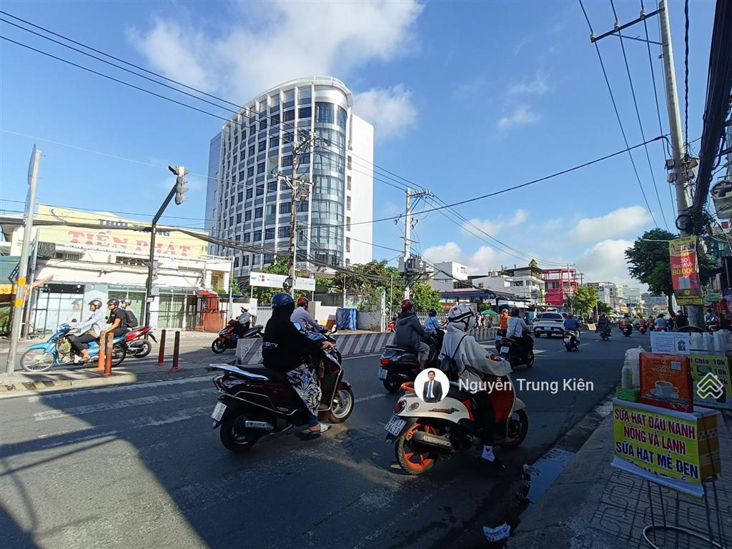 Bán nhà mặt phố bùi văn ba, 10,9 tỷ, 78m2, hàng hiếm tại chính chủ, p. tân thuận đông, q7, tp.hcm